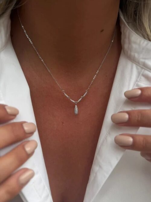 Silver renk damla taş detaylı kolye