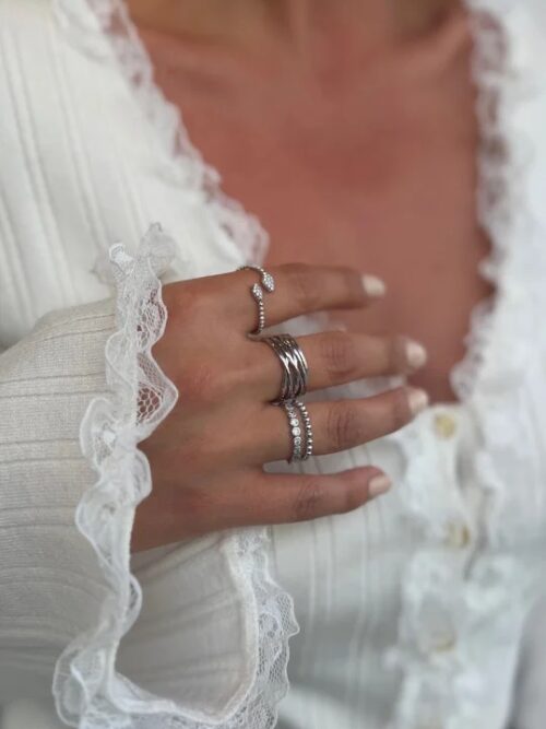 Silver renk yüzük kombini (ayarlamalı)