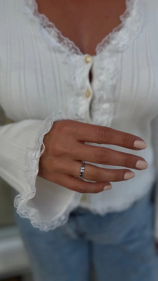 Silver renk zigzag yüzük (ayarlamalı)