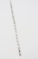 Silver renk kare dikdörtgen taşlardan oluşan bileklik