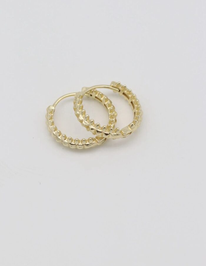 Gold renk desenli halka küpe (20mm)