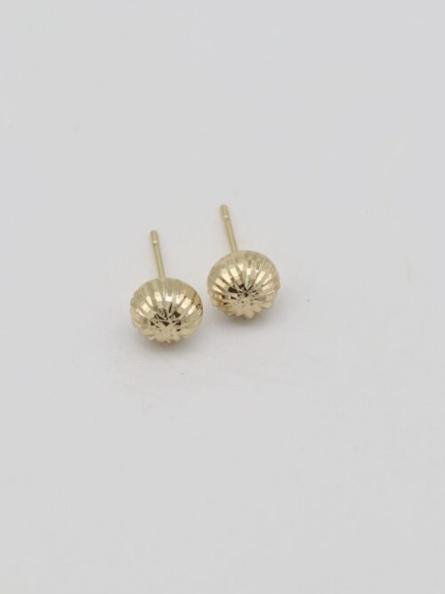 Gold renk tırtıklı top küpe (7mm)