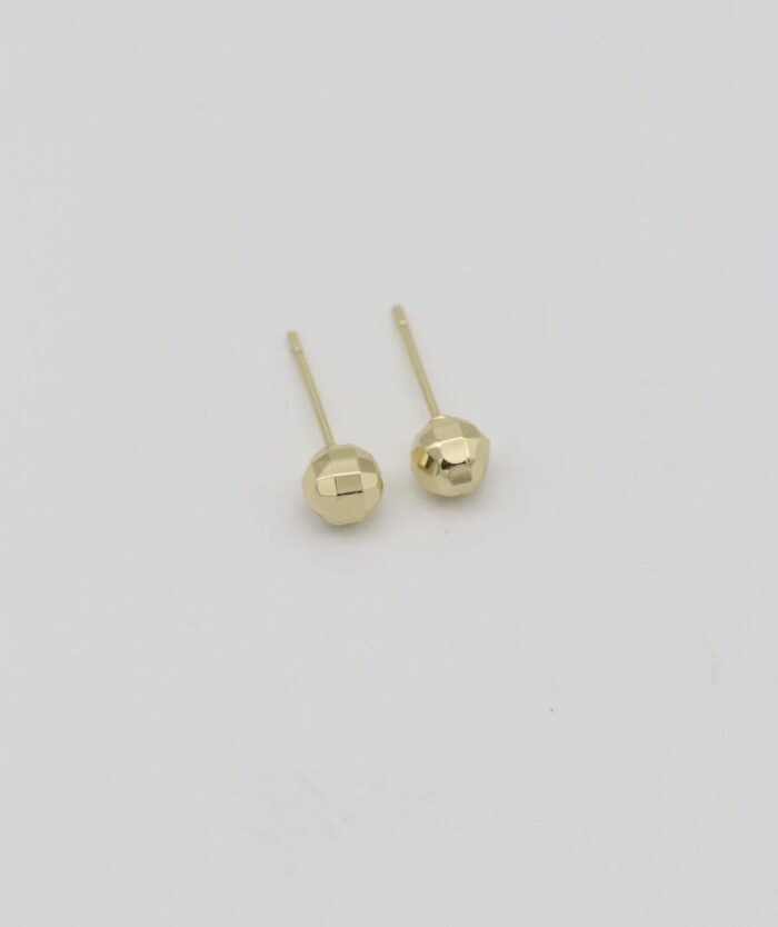 Gold renk top küpe (5mm)
