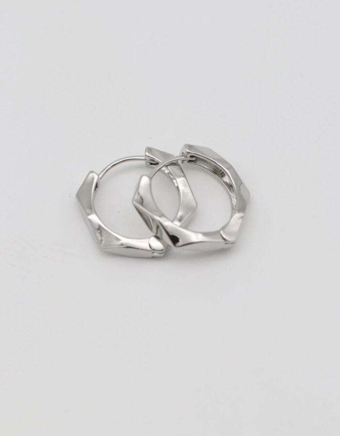 Silver renk köşeli halka küpe (20mm)