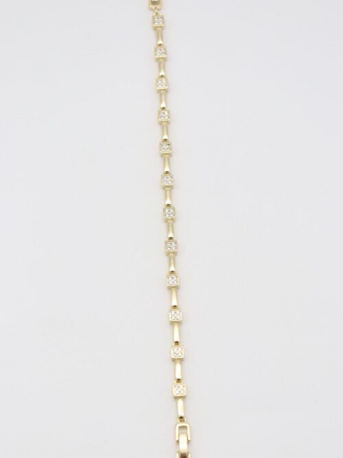 Gold renk taş detaylı kare bileklik