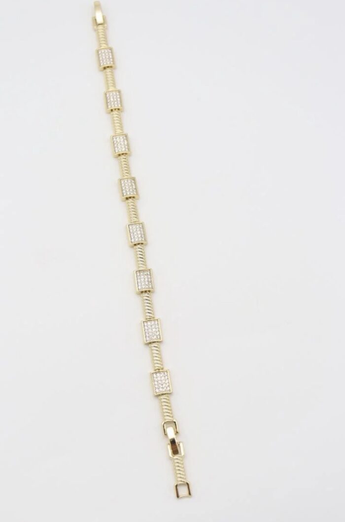 Gold renk kare taşlı bileklik