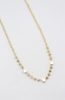 Gold renk küp ve top top detaylı kolye