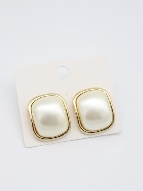 Gold renk beyaz mineli kare küpe (25mm)
