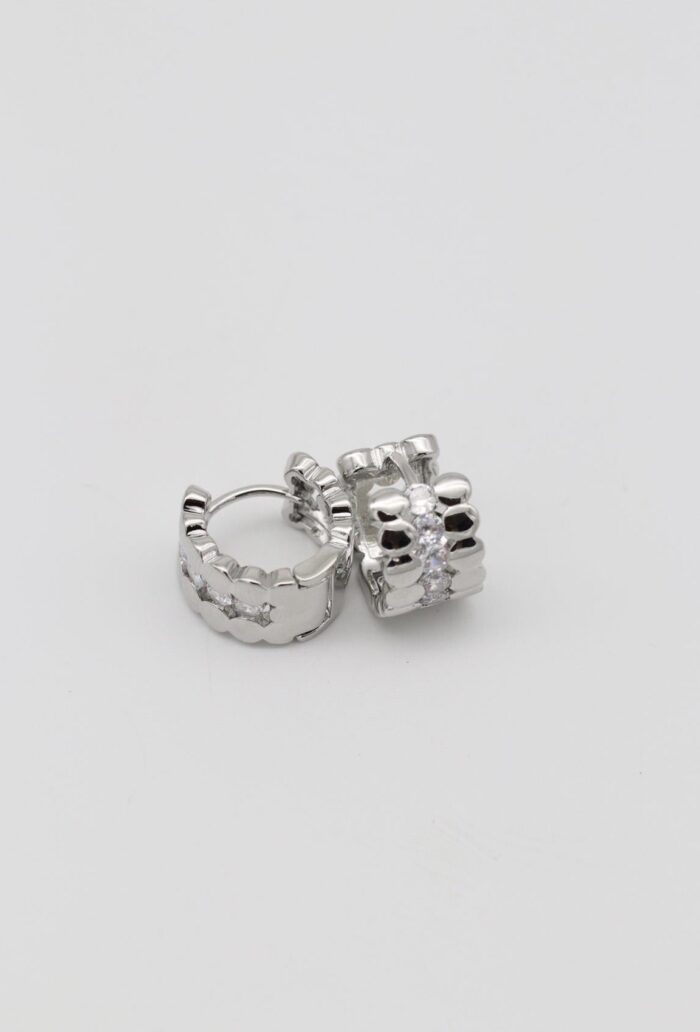 Silver renk taş detaylı kalı halka küpe (15mm)