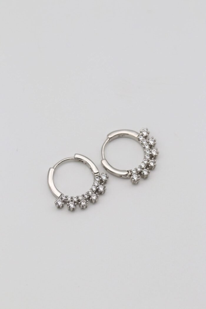 Silver renk taş uçlu halka küpe (15mm)