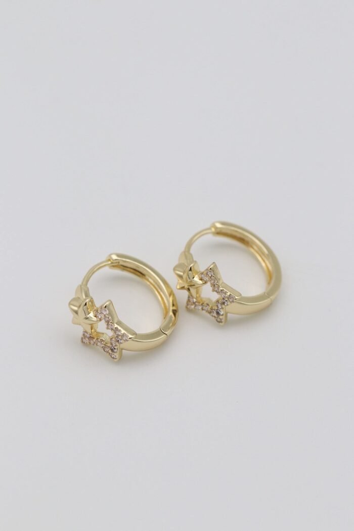 Gold renk yıldız detaylı halka küpe (15mm)