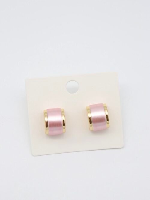 Gold detaylı pembe mineli küpe