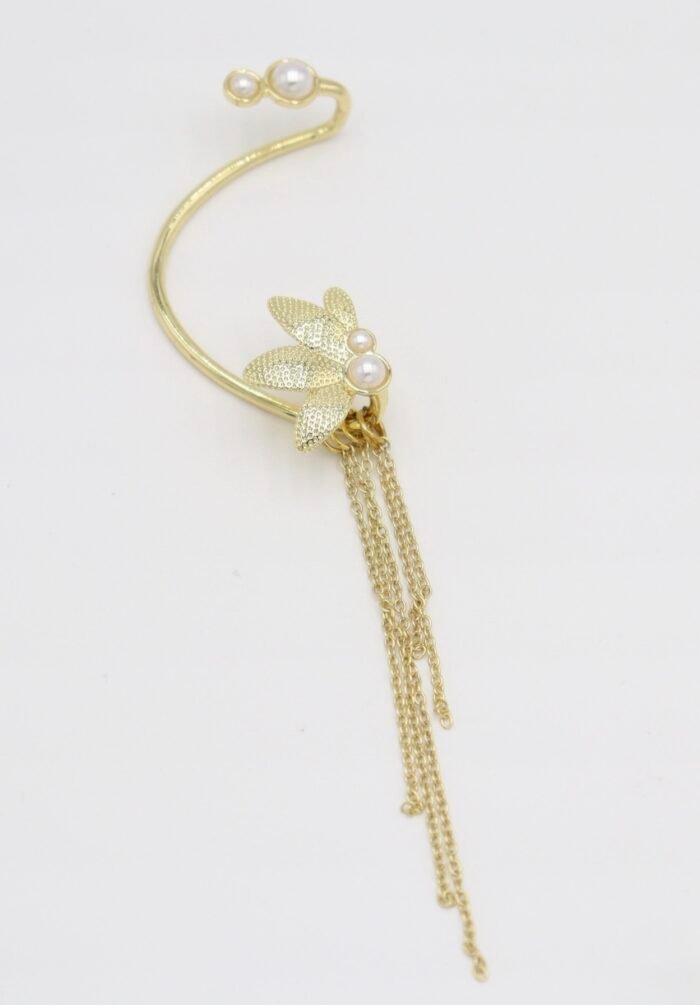 Gold zincir sallantılı inci detaylı earcuff