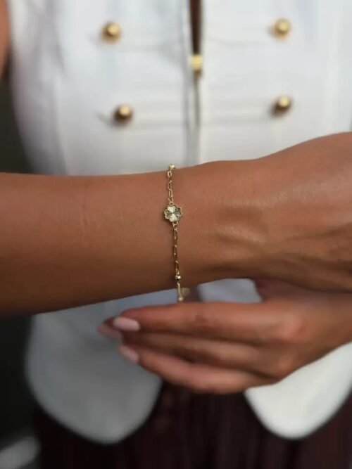 Gold renk mini yonca bileklik