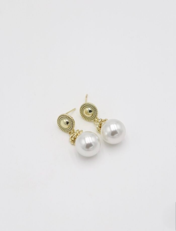 Gold vintage inci küpe