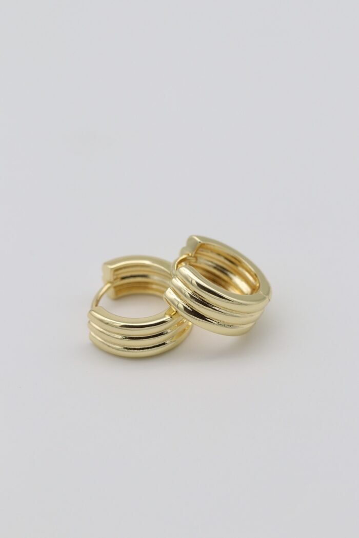 Gold renk dilim halka küpe (15mm)