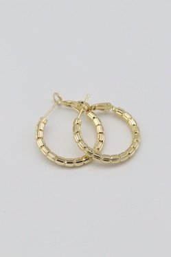 Gold renk tırtıklı halka küpe (25mm)
